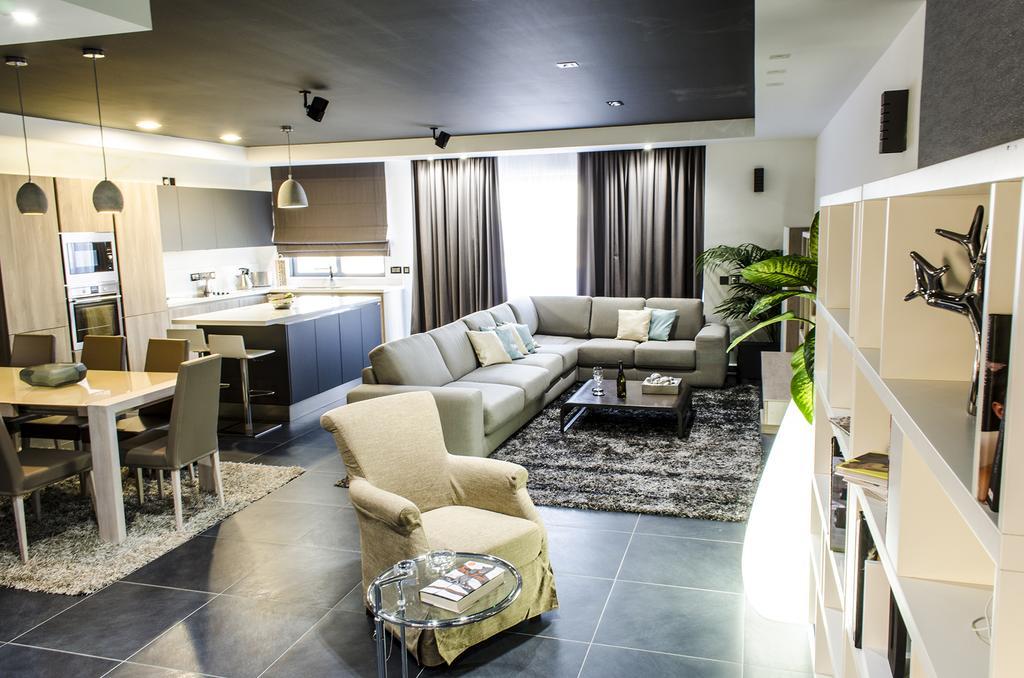 Paramount Bay Penthouse บีร์เซบบูจา ห้อง รูปภาพ