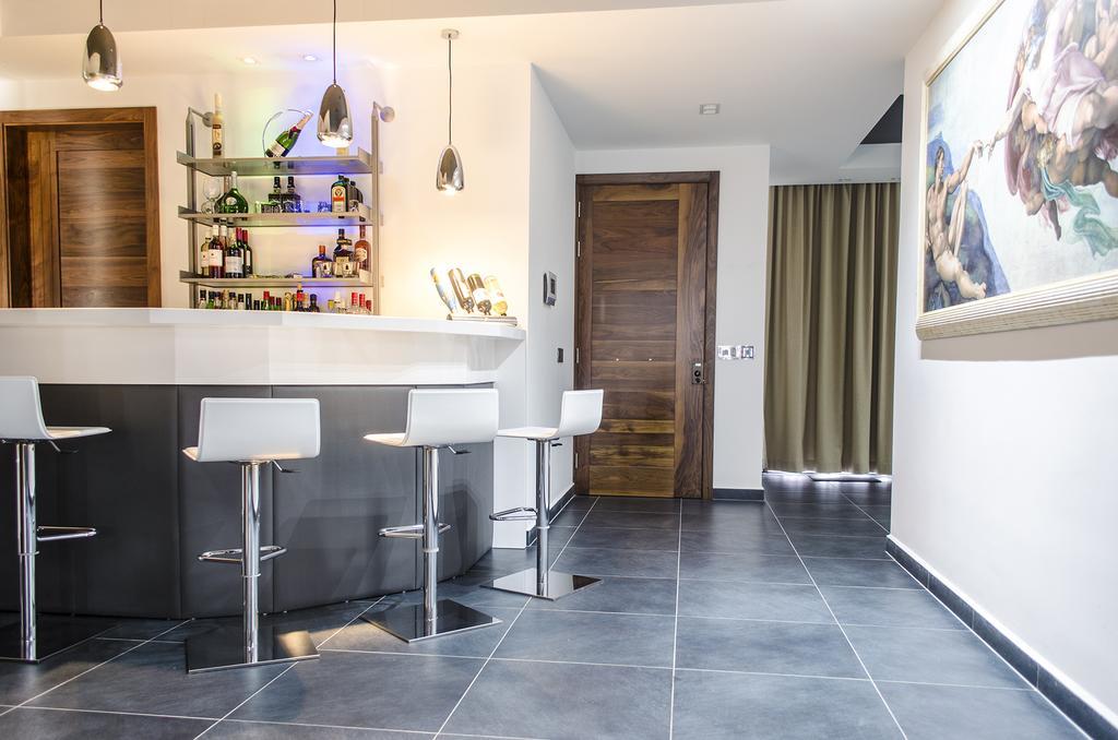 Paramount Bay Penthouse บีร์เซบบูจา ห้อง รูปภาพ